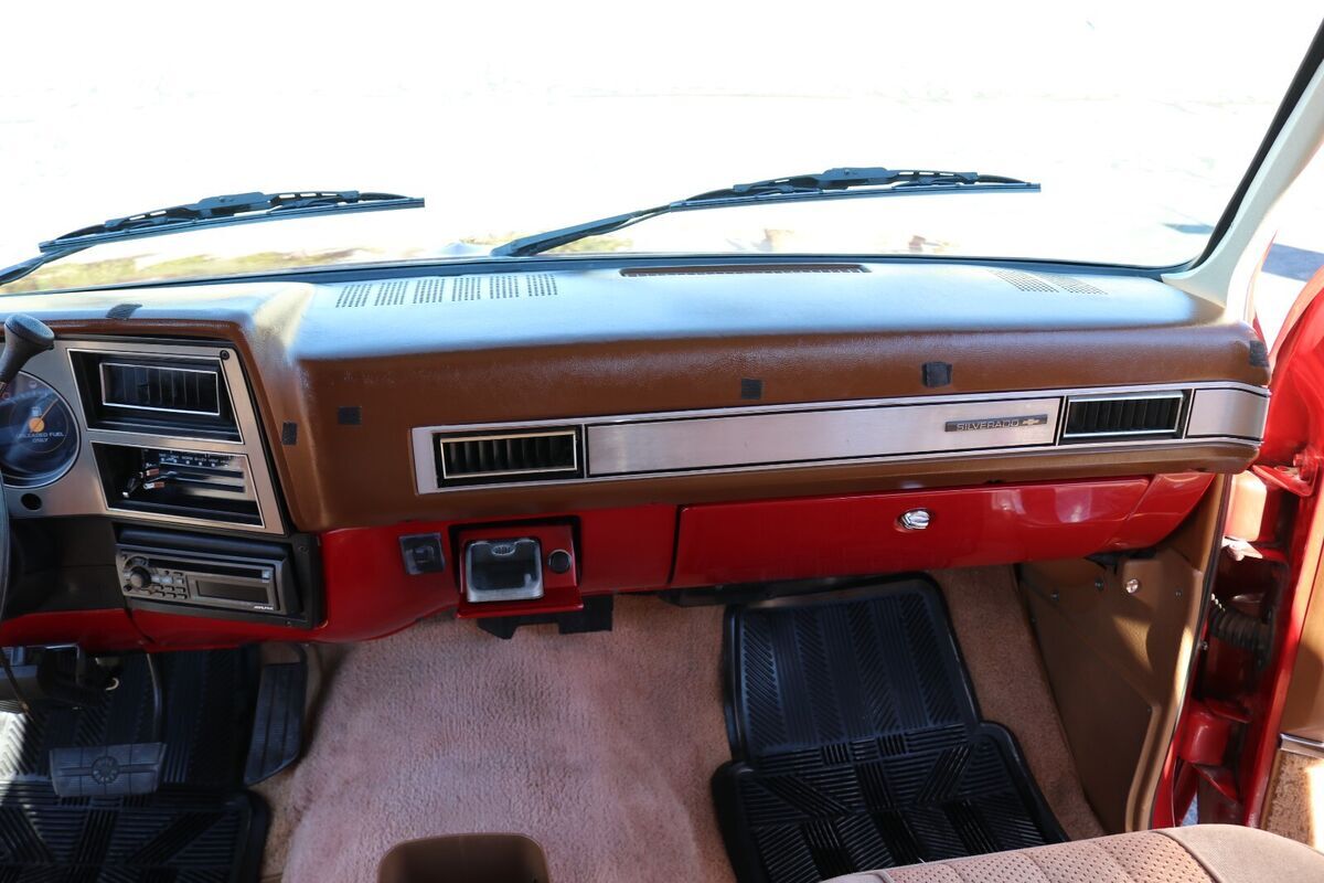 1989 Chevrolet C/K Pickup 3500 - photo 8