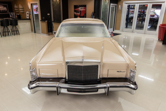 1979 Lincoln Town Car Williamsburg Edition - photo 7