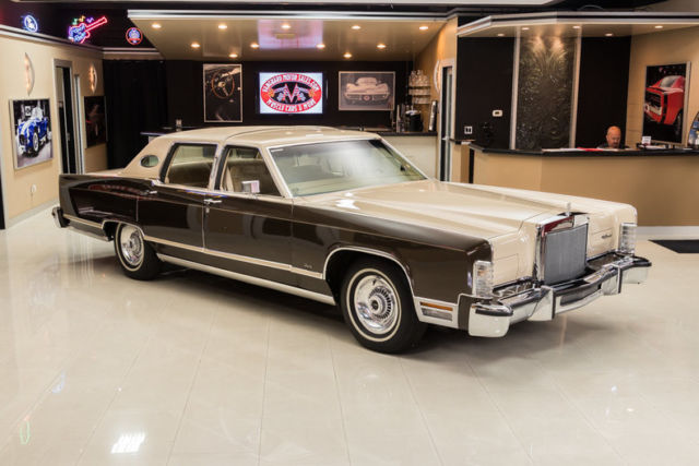 1979 Lincoln Town Car Williamsburg Edition - photo 9