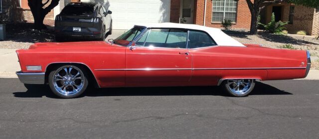 1967 Cadillac DeVille Convertible - photo 2