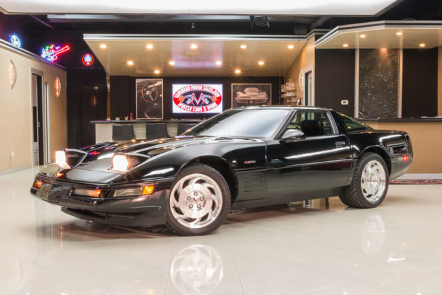 All Original ZR-1, LT5 V8, 5-Speed Manual, Only 3,700 Miles, 1 Owner, Documented 1993 Chevrolet Corvette Base Hatchback 2-Door