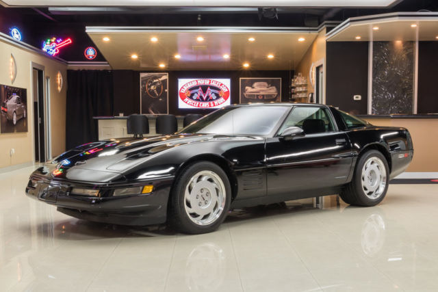 All Original ZR-1, LT5 V8, 6-Speed Manual, Only 3,675 Miles, 1 Owner, Documented 1991 Chevrolet Corvette ZR-1