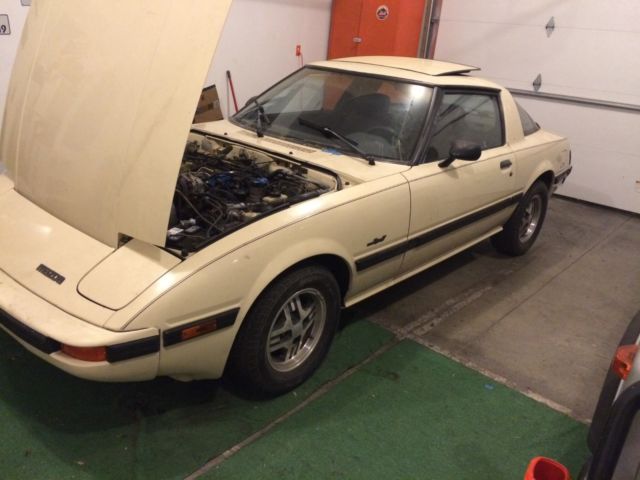 All Originally Mazda RX7 with a 12A Rotary 1984 Mazda RX-7 GSL
