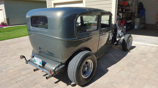1932 Ford Tudor 2 Door - photo 10