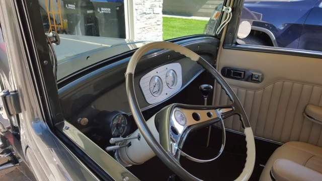 1932 Ford Tudor 2 Door - photo 7