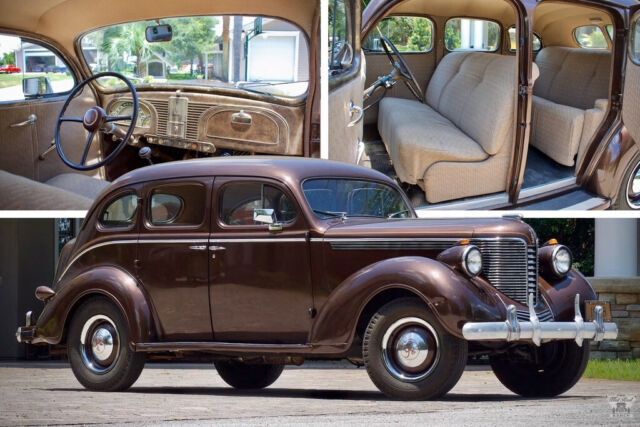 1938 DeSoto DeLuxe Touring DeLuxe Touring 4-Door Sedan / Restored!