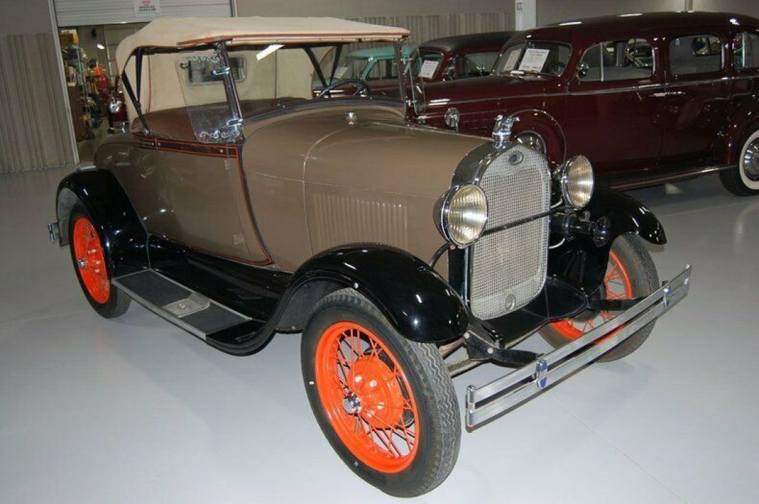 1928 Ford Model A - photo 4