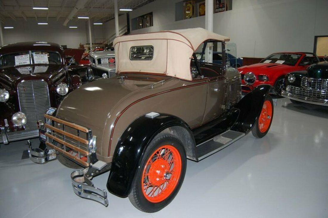 1928 Ford Model A - photo 5