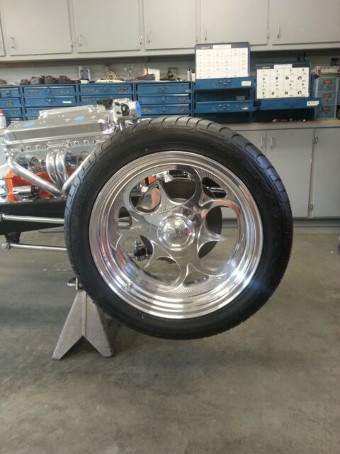 1932 Ford roadster - photo 13