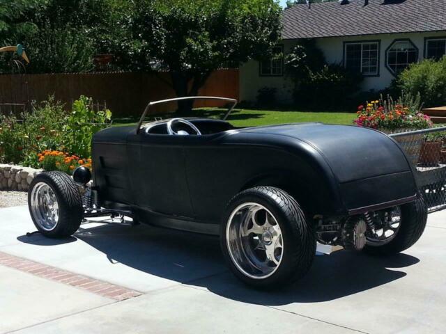 1932 Ford roadster - photo 2