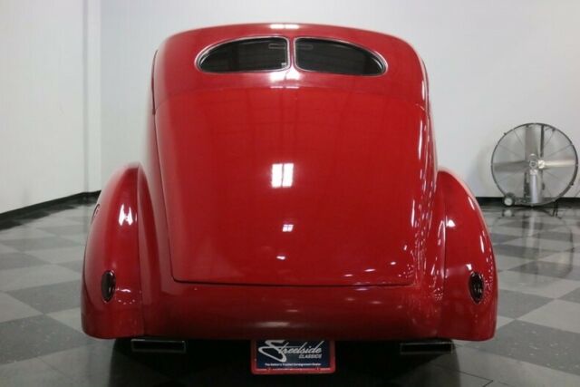 1939 Ford Tudor Sedan - photo 12