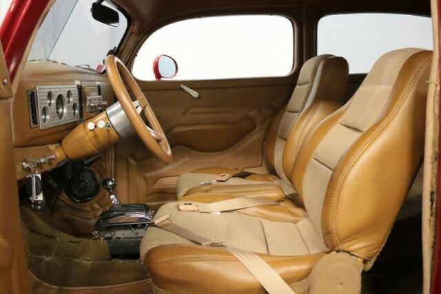 1939 Ford Tudor Sedan - photo 5