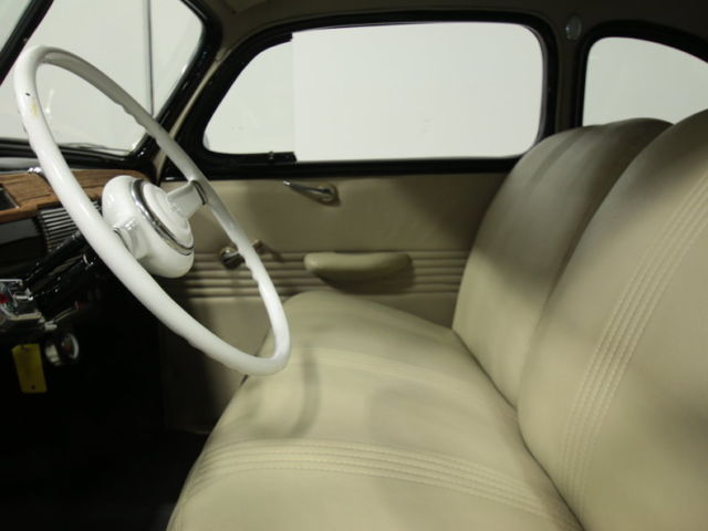 1941 Ford Coupe - photo 4