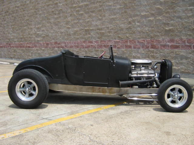 ALL STEEL TURTLE BACK ROADSTER 32 RAILS FRESH BUILD HOTROD RATROD STREETROD 1927 Ford Model A 1932 RAILS PETE N JAKE FRONT SO CAL REAR 5 SPD 327