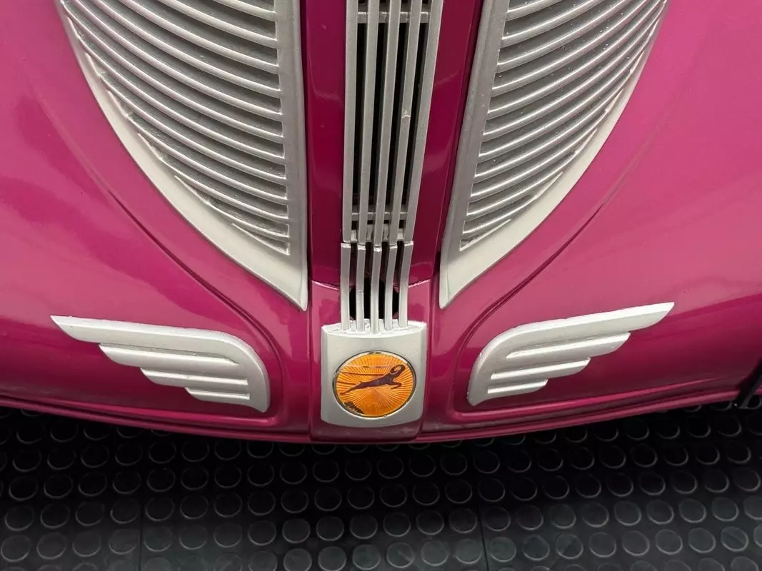 1938 Dodge Six Series D8 4 Door Sedan - photo 10