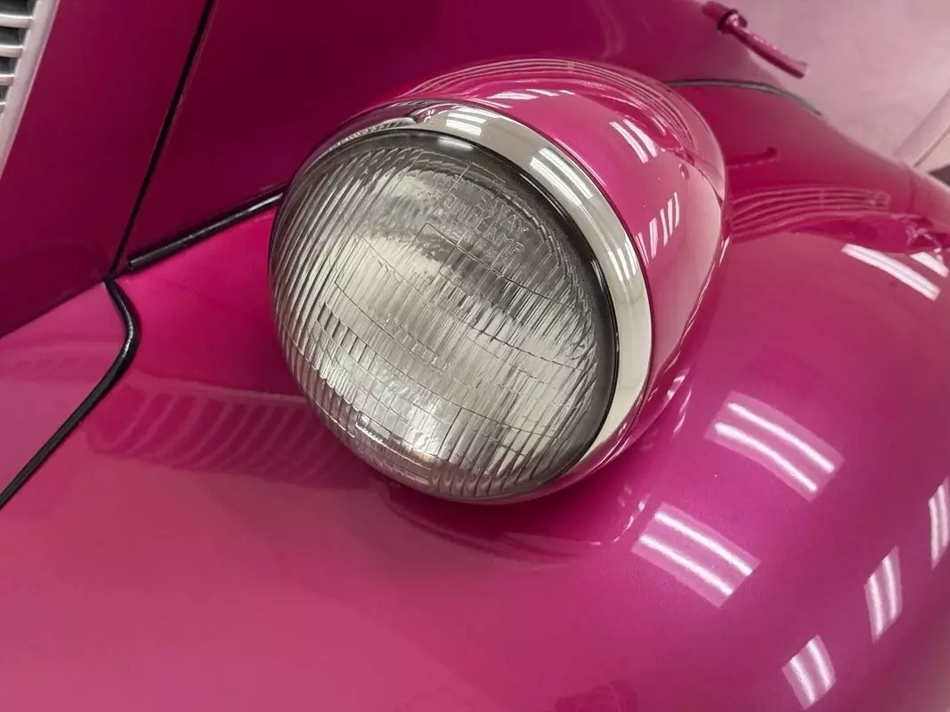 1938 Dodge Six Series D8 4 Door Sedan - photo 12