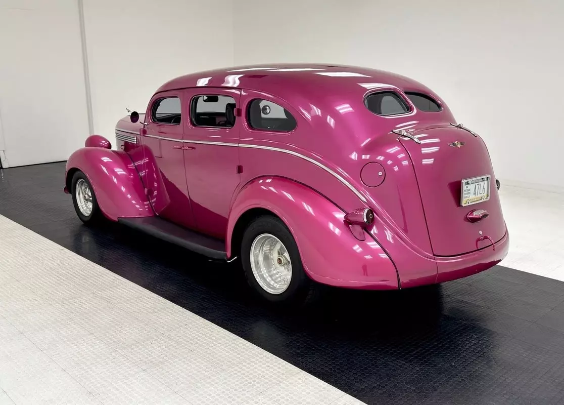 1938 Dodge Six Series D8 4 Door Sedan - photo 3