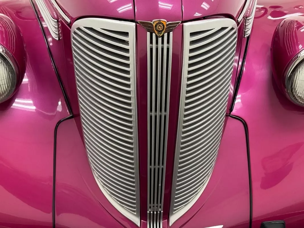 1938 Dodge Six Series D8 4 Door Sedan - photo 9