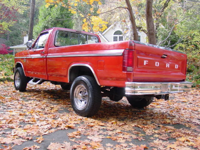 1985 Ford F-250 DIESEL XL 4x4 - photo 8