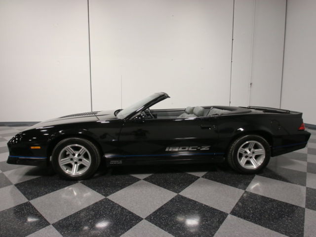 1990 Chevrolet Camaro IROC Z/28 - photo 2