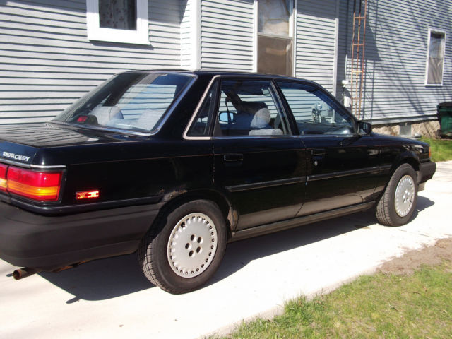 1990 Toyota Camry - photo 3