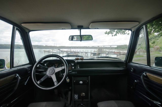 1975 BMW 2002 Base Coupe 2-Door - photo 9