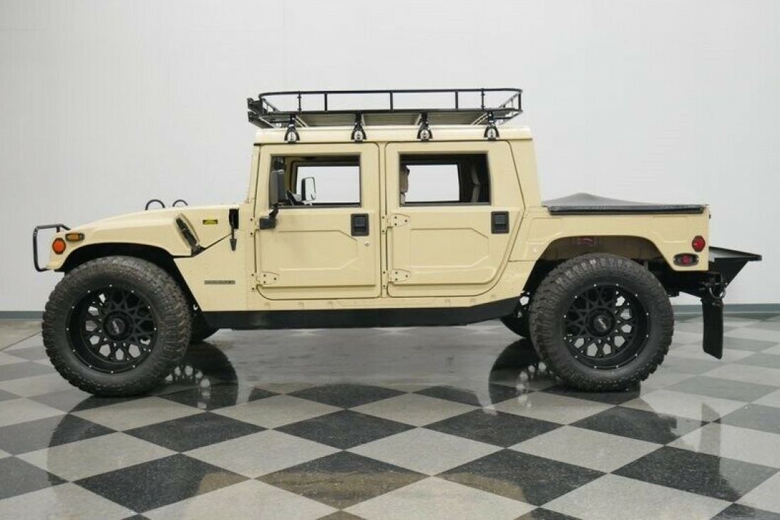1994 AM General Hummer H1 - photo 8