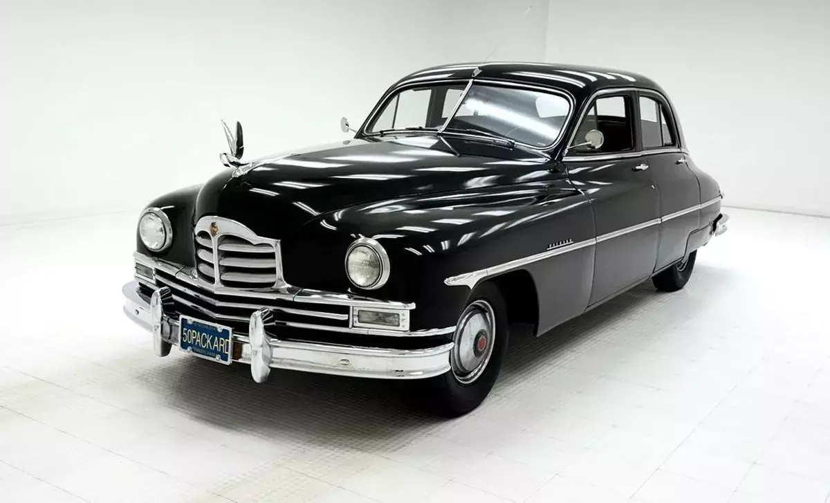 Amateur Resto/327ci I8/Ultramatic Automatic/Updated Seating/Art Deco Styling 1950 Packard Super 8 Touring Sedan