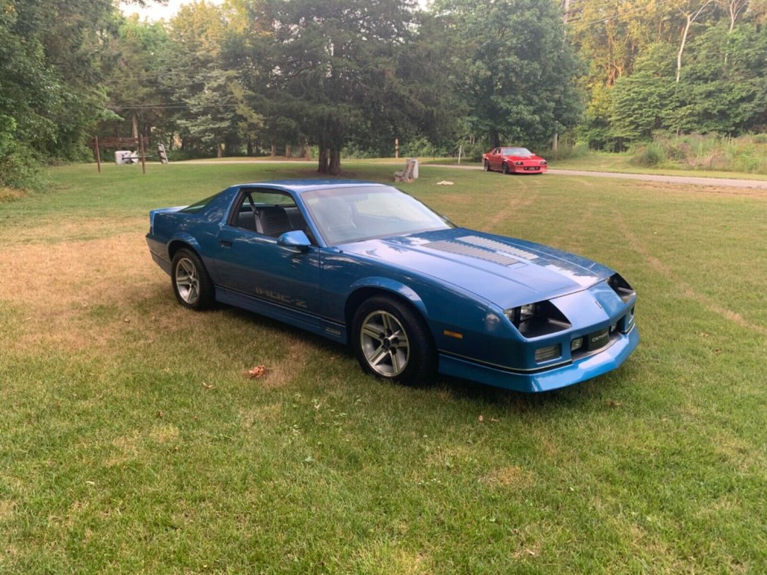 1985 Chevrolet Camaro - photo 2