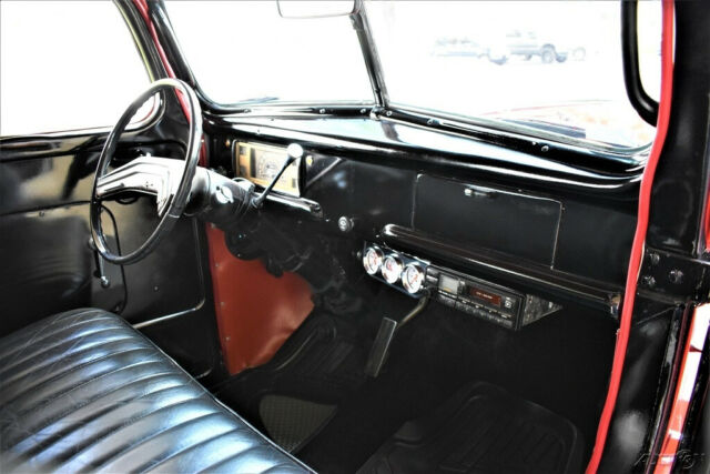 1947 Ford F-100 400ci V8, Automatic, Power Steering & Brakes - photo 10