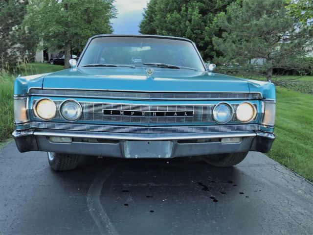 1967 Chrysler Imperial Crown Sedan - photo 3
