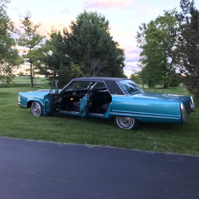 1967 Chrysler Imperial Crown Sedan - photo 5