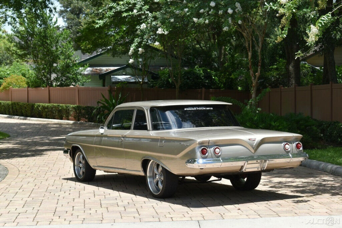 1961 Chevrolet Biscayne Restomod, Vintage Air, Ride Tech Air Ride - photo 9