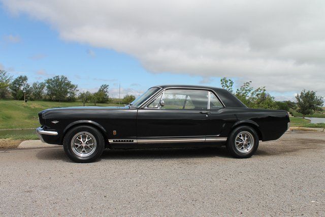 1965 Ford Mustang - photo 2