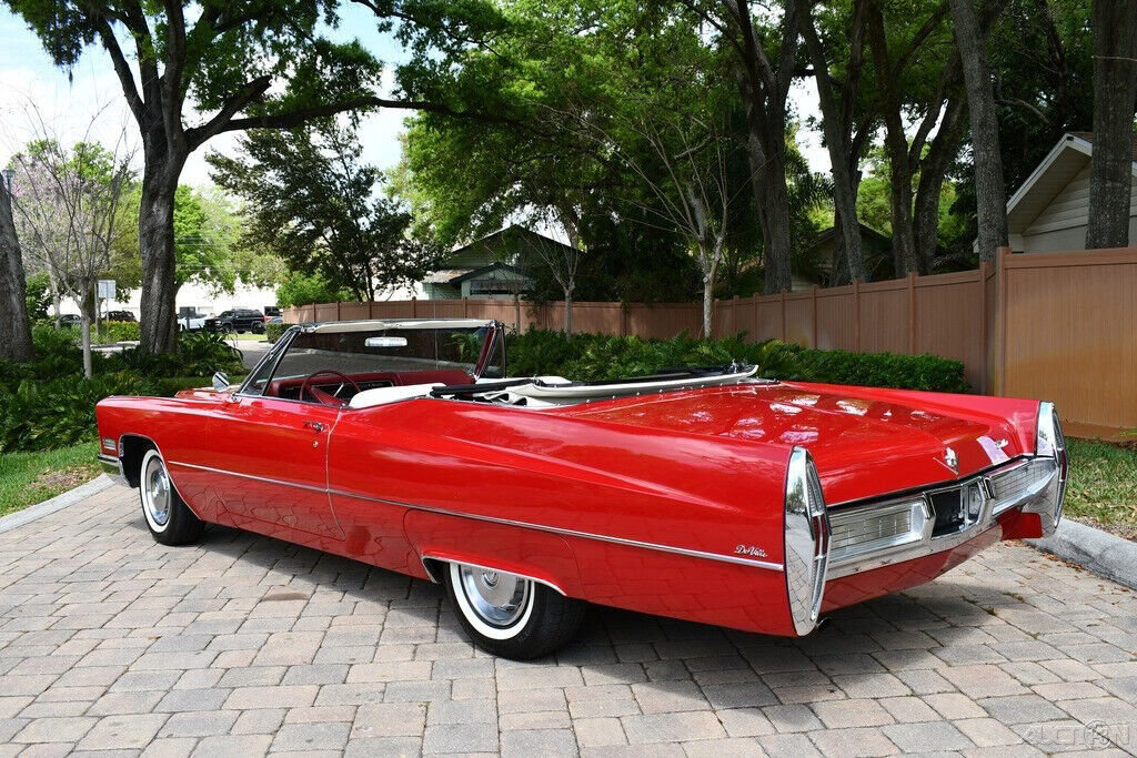 1967 Cadillac DeVille Breath Taking Example - photo 3