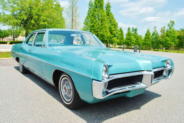 1967 Pontiac Catalina Sedan
