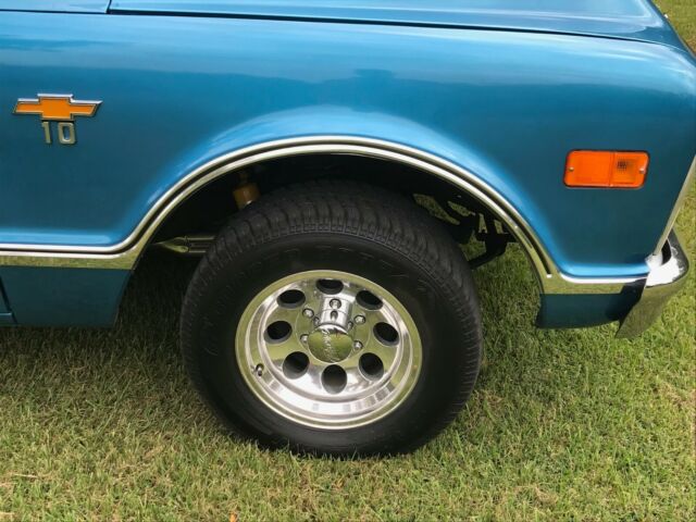 1968 Chevrolet C-10 Custom Cab - photo 3