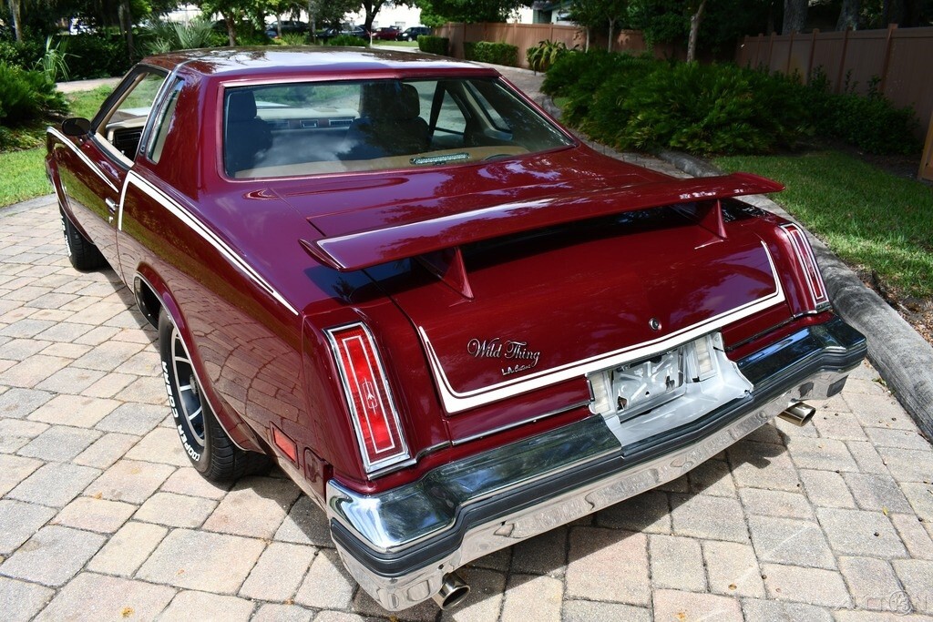 1977 Oldsmobile Cutlass 350 Automatic A/c buckets ps pb - photo 2