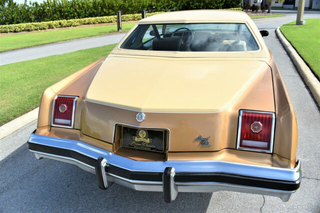 1977 Pontiac Grand Prix Automatic, Fully Loaded two tone Wow!! - photo 7