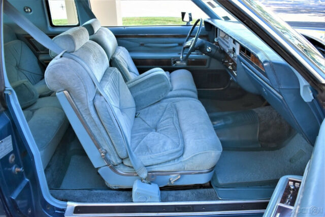 1978 Lincoln Town Car 37k Miles, Moon Roof, Luggage Rack - photo 12