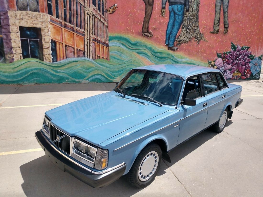 1984 Volvo 240 - photo 7
