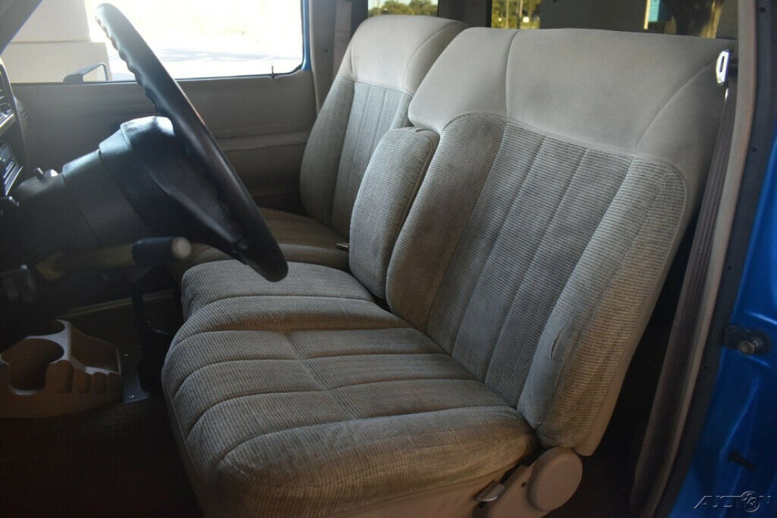 1989 Ford Ranger XLT 302 V8 5 Speed - photo 13