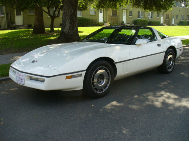 1985 Chevrolet Corvette - photo 3