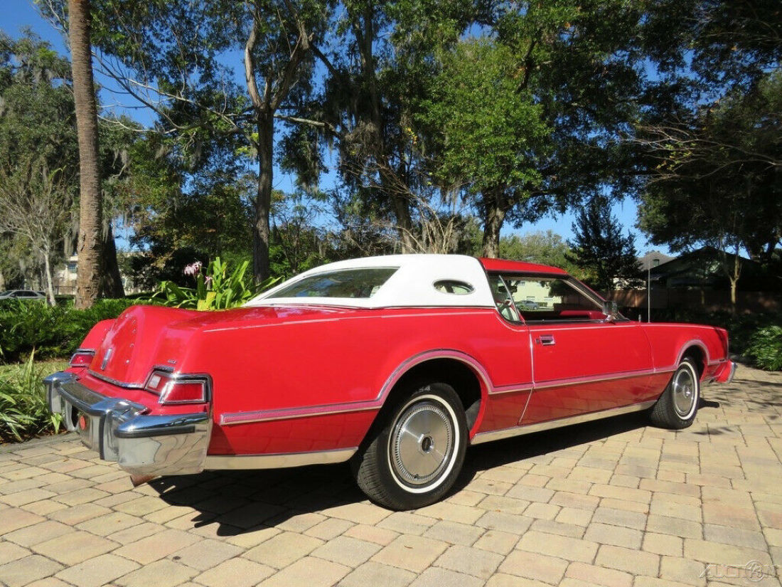 1976 Lincoln Continental 460 V8 Factory A/C No Reserve - photo 9