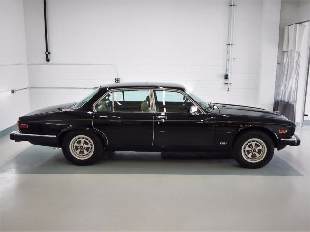 1986 Jaguar XJ6 Vanden Plas - photo 5