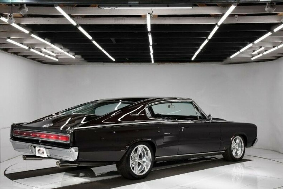 1966 Dodge Charger - photo 3