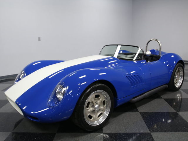 AMAZING CARBON FIBER BODY, ZZ4 350, TKO600 5 SPD, FULL INDY SUSP, CLEAN, SLICK!! 1958 Chevrolet Corvette Lister Replica