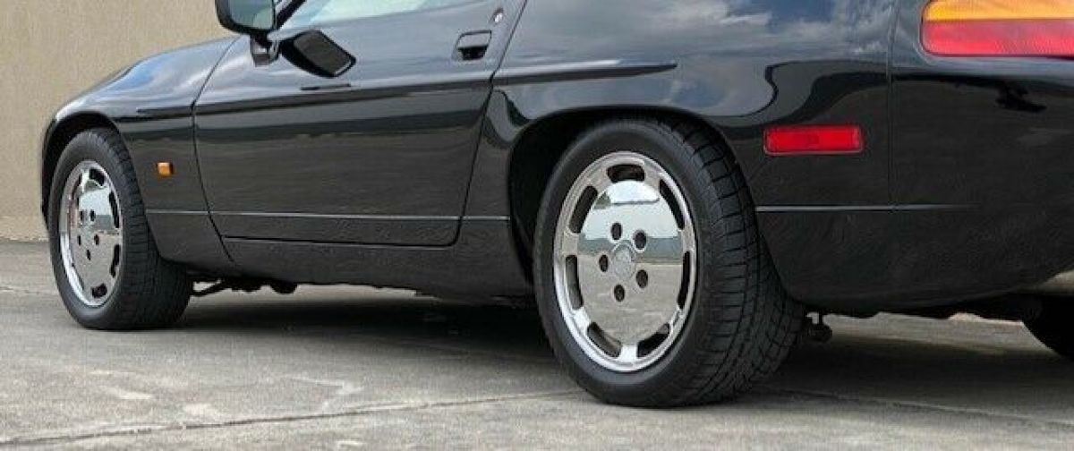1987 Porsche 928 - photo 9