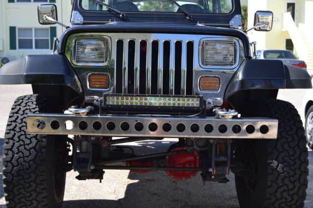 1994 Jeep Wrangler - photo 2