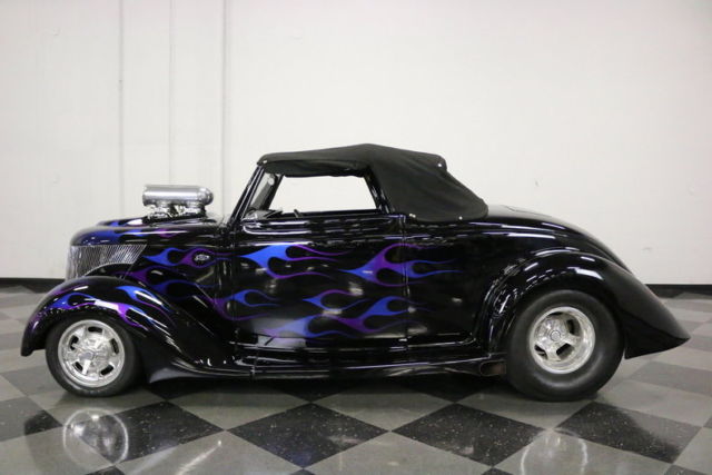 1936 Ford Cabriolet - photo 3